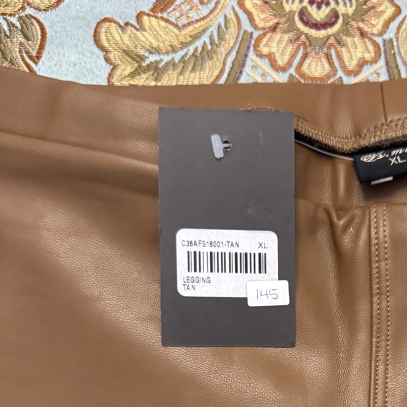 Faux Leather Women’s Leggings XL - Tan - Picture 6 of 7